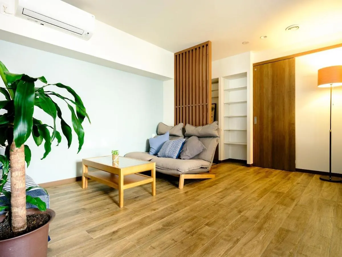 טוקיו Home N Lounge 0*,  יפן